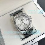 Replica Audemars Piguet Royal Oak Silver Face Diamond Bezel 41mm Black Leather Strap 